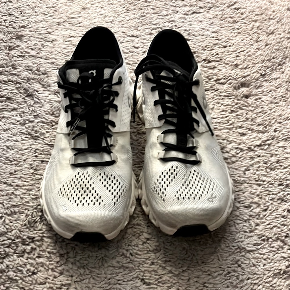 On Cloud X - Barely Worn - Excellent Condition